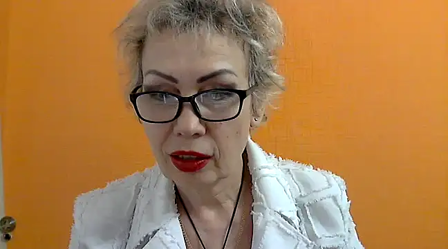 NessyJenixs online show from February 14, 5:14 pm