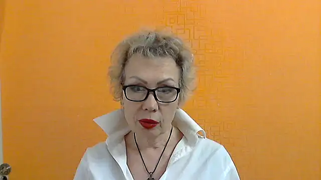 NessyJenixs online show from March 15, 7:27 pm