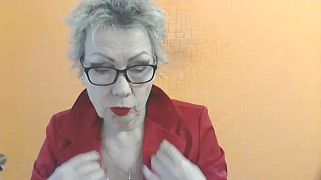 Snapshot of NessyJenixs chatting on January 14, 6:52 am NessyJenixs online show from January 14, 6:52 am