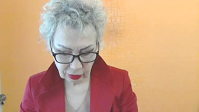 Snapshot of NessyJenixs chatting on February 1, 8:35 am NessyJenixs online show from February 1, 8:35 am