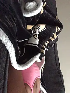 theprettysoles online show from July 13, 10:45 pm
