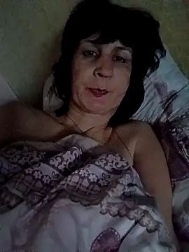 Laura Kiss online show from April 22, 9:49 pm