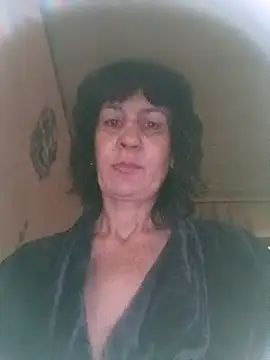 Laura Kiss online show from May 11, 5:35 am