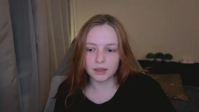 Snapshot of Hanna_melon chatting on February 9, 7:52 pm Hanna melon online show from February 9, 7:52 pm