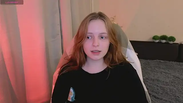 Snapshot of Hanna_melon chatting on February 12, 1:09 am Hanna melon online show from February 12, 1:09 am