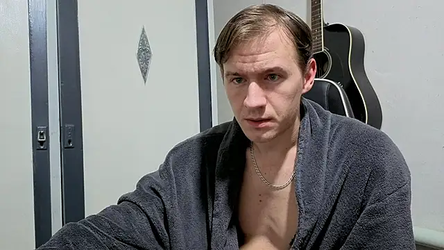 Snapshot of DiMastyzzz chatting on January 25, 1:32 am DiMastyzzz online show from January 25, 1:32 am