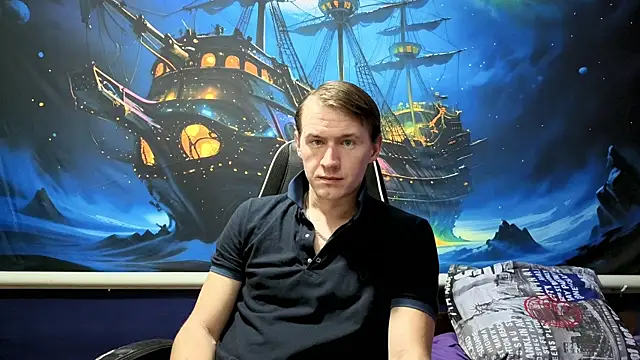 Snapshot of DiMastyzzz chatting on February 17, 7:53 pm DiMastyzzz online show from February 17, 7:53 pm