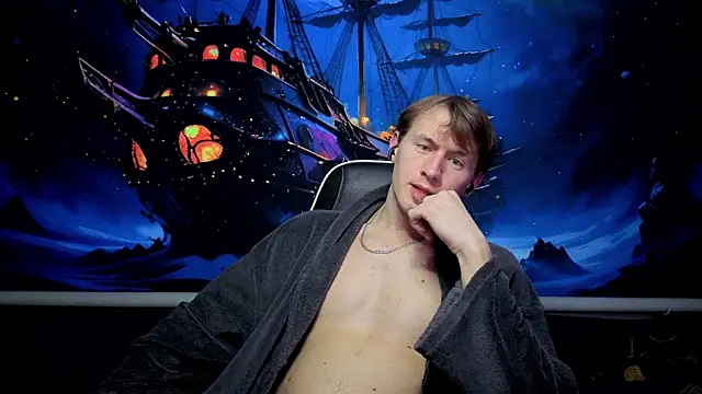 Snapshot of DiMastyzzz chatting on March 1, 6:43 pm DiMastyzzz online show from March 1, 6:43 pm