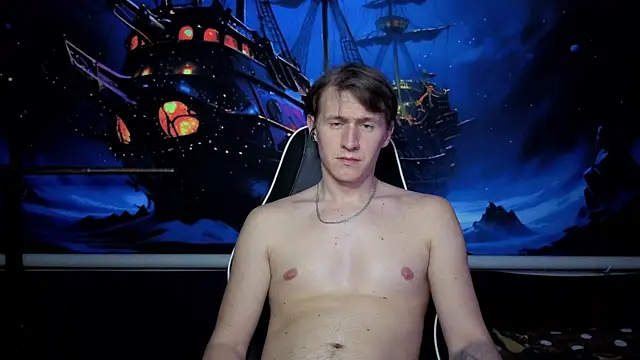 Snapshot of DiMastyzzz chatting on March 13, 8:43 pm DiMastyzzz online show from March 13, 8:43 pm