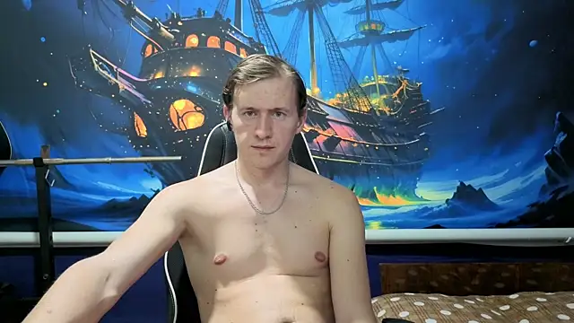 Snapshot of DiMastyzzz chatting on March 17, 8:19 pm DiMastyzzz online show from March 17, 8:19 pm