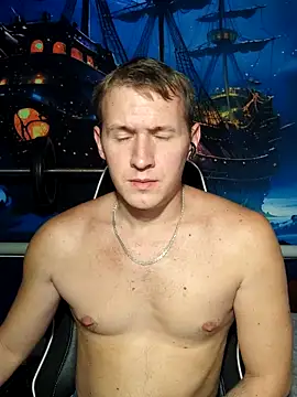 Snapshot of DiMastyzzz chatting on November 1, 1:24 pm DiMastyzzz online show from November 1, 1:24 pm