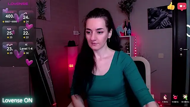 Snapshot of JessicaAlfo chatting on February 21, 8:40 am JessicaAlfo online show from February 21, 8:40 am