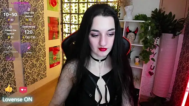 Snapshot of JessicaAlfo chatting on March 20, 2:27 am JessicaAlfo online show from March 20, 2:27 am