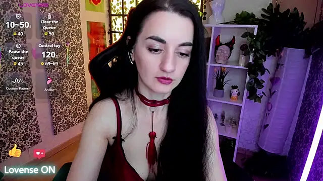 JessicaAlfo online show from May 12, 2:30 am