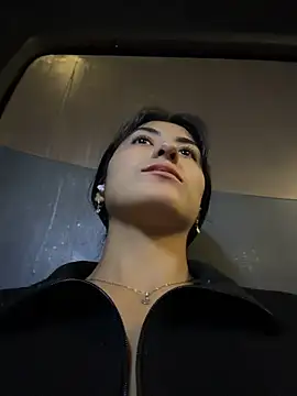 fiorella paris online show from February 2, 2:32 am