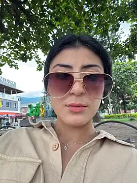 fiorella paris online show from February 17, 9:21 pm