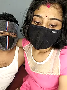 Love-N online show from November 12, 7:35 pm