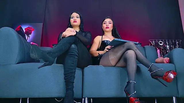 KaramStone online show from November 3, 3:24 pm