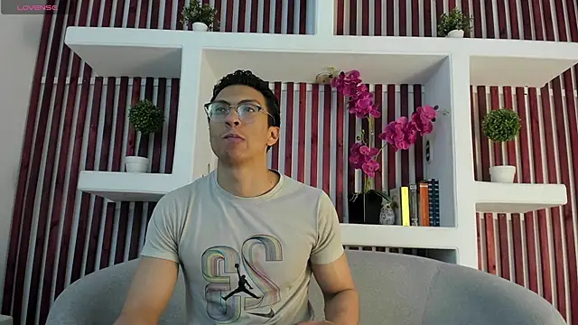 ApoloCruz online show from May 16, 3:36 am