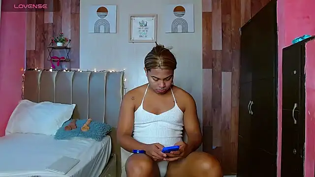 Snapshot of electrabrowns chatting on March 1, 9:17 pm electrabrowns online show from March 1, 9:17 pm