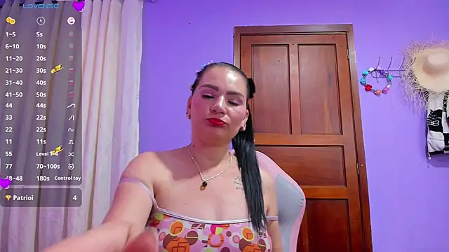 scarlet hit online show from March 4, 7:08 am