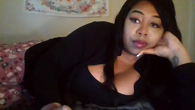 angeliquebelcali online show from April 29, 6:47 pm