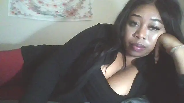 angeliquebelcali online show from May 19, 1:44 am