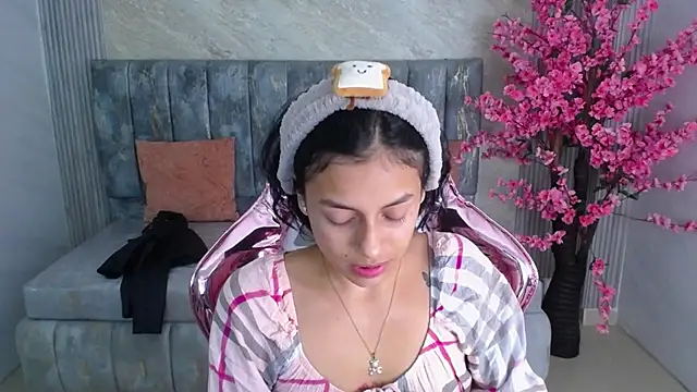 Snapshot of lilith_petit_sub chatting on January 28, 12:54 pm lilith petit sub online show from January 28, 12:54 pm