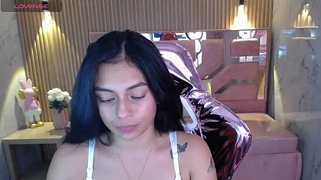 Snapshot of lilith_petit_sub chatting on February 13, 5:01 pm lilith petit sub online show from February 13, 5:01 pm