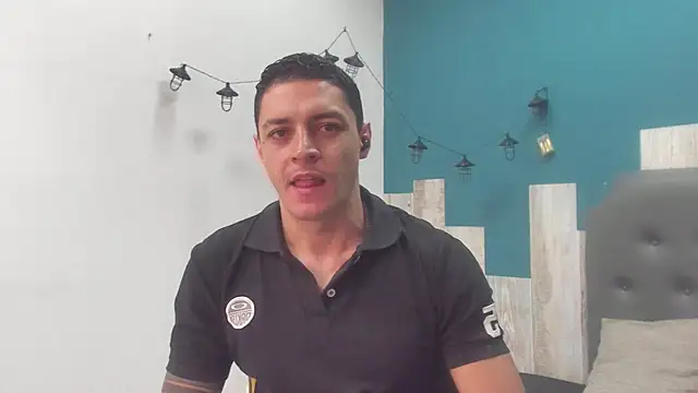 Frank Millers online show from November 10, 7:46 pm