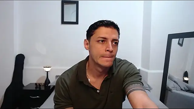 Frank Millers online show from May 15, 11:23 pm