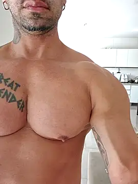 badbrown online show from October 5, 12:36 pm