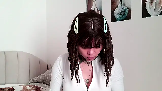 serena  vedette online show from May 19, 7:58 am