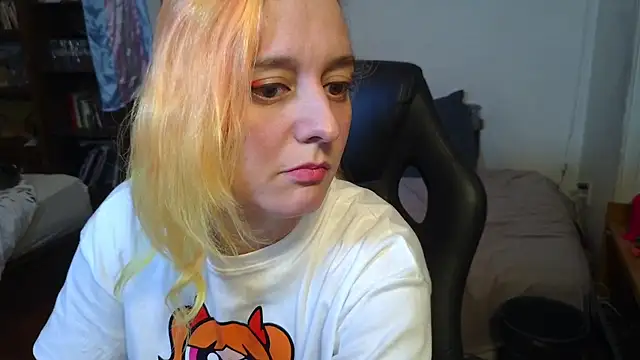 Evelan420 online show from October 27, 8:46 pm