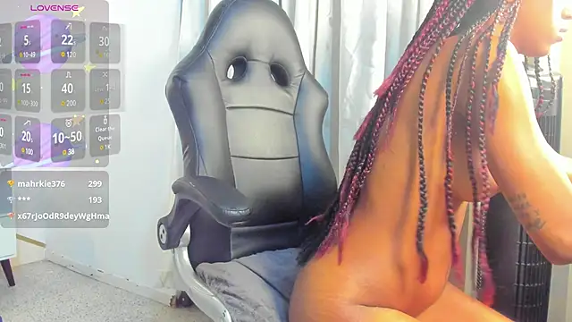 taliarussel online show from February 2, 8:24 am