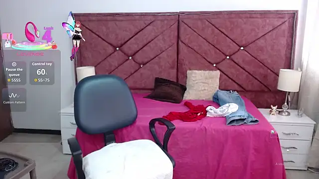 victoria adams07 online show from September 23, 6:44 pm