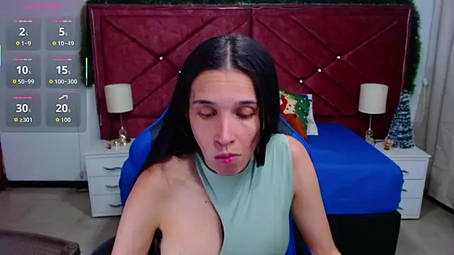 victoria adams07 online show from December 13, 7:53 pm