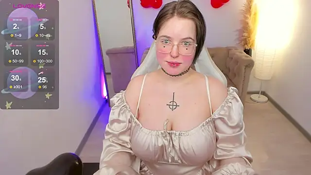 Manic pixie  online show from February 14, 4:04 pm