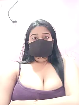 Snapshot of Simran-001 chatting on April 6, 12:28 pm Simran-001 online show from April 6, 12:28 pm