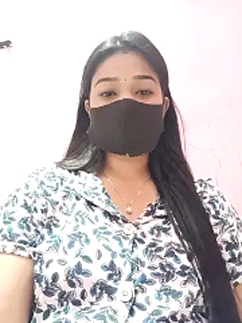 Snapshot of Simran-001 chatting on April 13, 12:21 pm Simran-001 online show from April 13, 12:21 pm