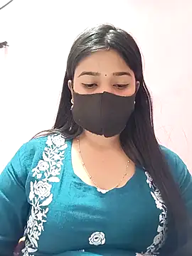 Snapshot of Simran-001 chatting on April 23, 1:24 pm Simran-001 online show from April 23, 1:24 pm