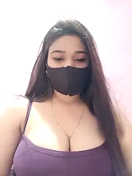 Snapshot of Simran-001 chatting on April 30, 12:22 pm Simran-001 online show from April 30, 12:22 pm
