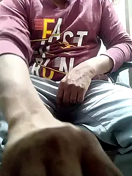 Snapshot of RaviRoy2326 chatting on January 23, 2:33 am RaviRoy2326 online show from January 23, 2:33 am