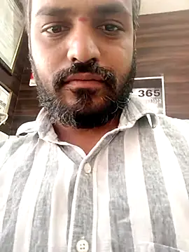 Snapshot of RaviRoy2326 chatting on January 24, 6:35 am RaviRoy2326 online show from January 24, 6:35 am