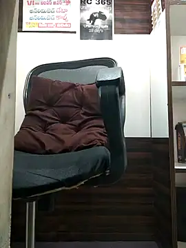 Snapshot of RaviRoy2326 chatting on January 29, 4:05 am RaviRoy2326 online show from January 29, 4:05 am