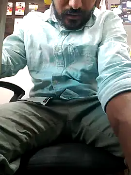 Snapshot of RaviRoy2326 chatting on January 30, 4:27 am RaviRoy2326 online show from January 30, 4:27 am