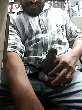 Snapshot of RaviRoy2326 chatting on January 31, 4:59 pm RaviRoy2326 online show from January 31, 4:59 pm