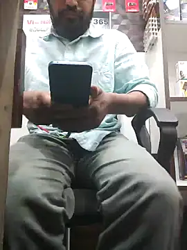 Snapshot of RaviRoy2326 chatting on February 4, 3:04 pm RaviRoy2326 online show from February 4, 3:04 pm