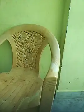 Snapshot of RaviRoy2326 chatting on February 5, 9:04 am RaviRoy2326 online show from February 5, 9:04 am