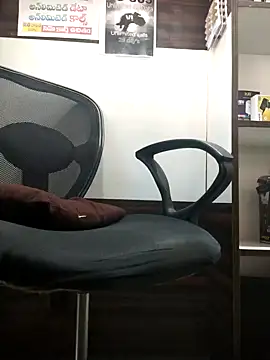 Snapshot of RaviRoy2326 chatting on February 11, 4:01 am RaviRoy2326 online show from February 11, 4:01 am